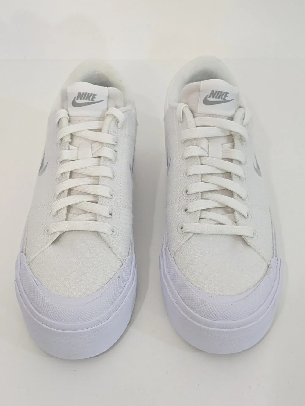 NEW Nike Court Legacy Lift Sneakers - Size 9.5 Womens - White Light Smoke Grey